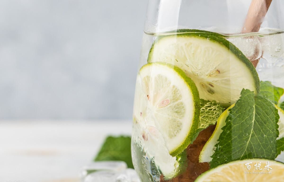 西餐的講究有哪些?帶孩子去吃,不要傻傻地喝檸檬水了